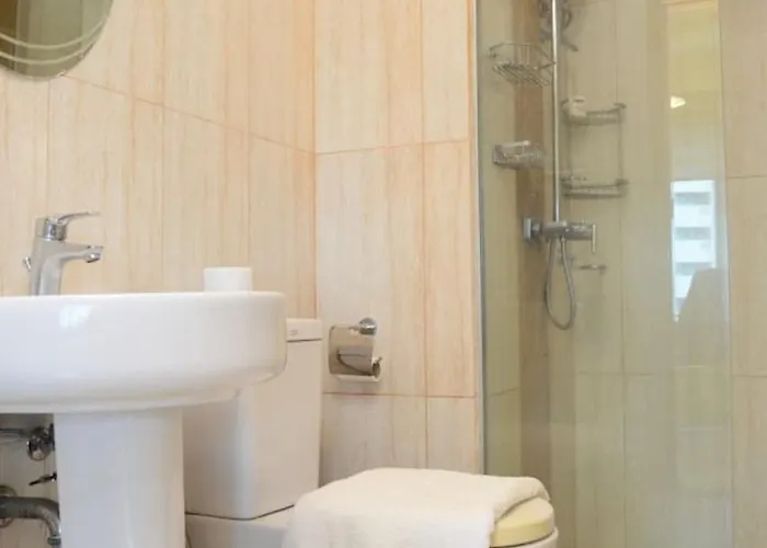 Metro Luxe Near Doj Embassy And St Lukes Appartamento